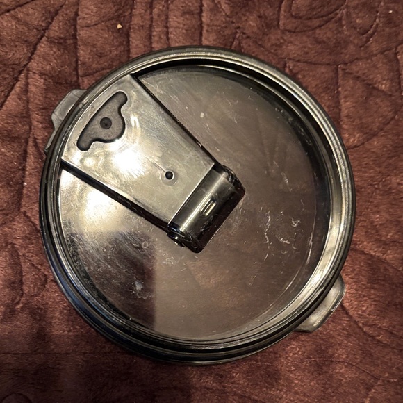 RTIC Black 30 oz. Insulated Tumbler - Picture 5 of 9